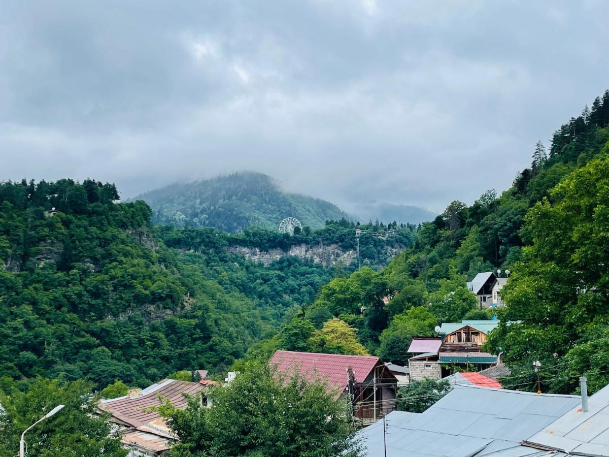 Happy Home Bordzjomi Buitenkant foto